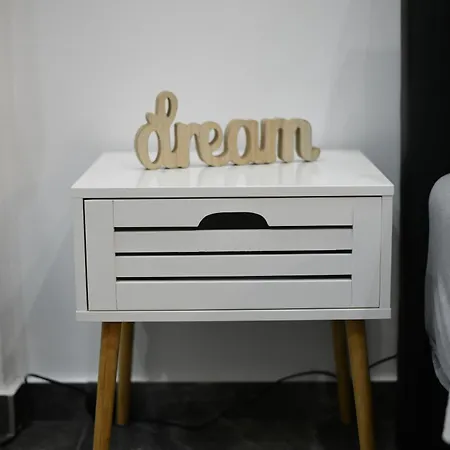 New Moment Lux Daire Zarkovo